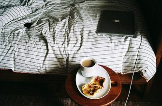 ТОП 10 лайфхаков, как бороться с бессонницей: во сне и наяву