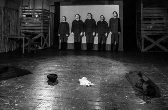 Рецензия на спектакль «По снегу... Колымские рассказы», театр «Сфера». О людях с беспросветным будущим