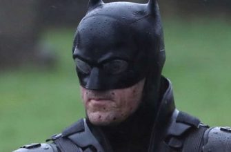 Утечка. Новый взгляд на костюм Бэтмена Роберта Паттинсона