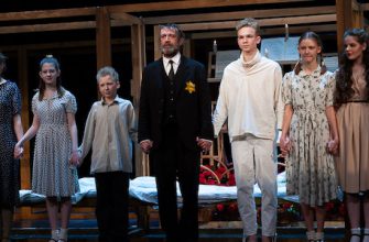 Рецензия на спектакль «Матросская тишина», театр Олега Табакова. Спасибо и прости