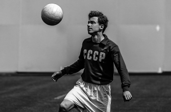 Честное мнение о фильме «Стрельцов». Снова Петров, снова футбол Честное мнение о фильме «Стрельцов». Снова Петров, снова футбол