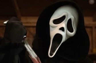 Первые отзывы о фильме «Крик 5» называют хоррор безумным