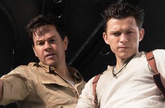 Том Холланд падает на новом постере экранизации Uncharted