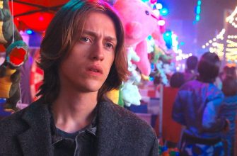 СМИ: Перси Хайнс Уайт покинул 2 сезон сериала «Уэнздей» после скандала