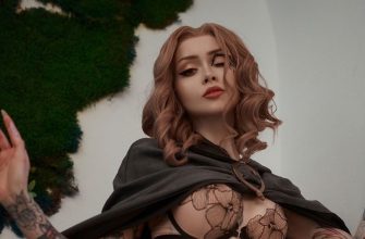 Модель сделала откровенный косплей на Мелину из Elden Ring